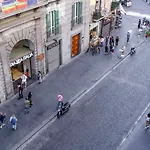 Piazza Carità 4* Nápoles