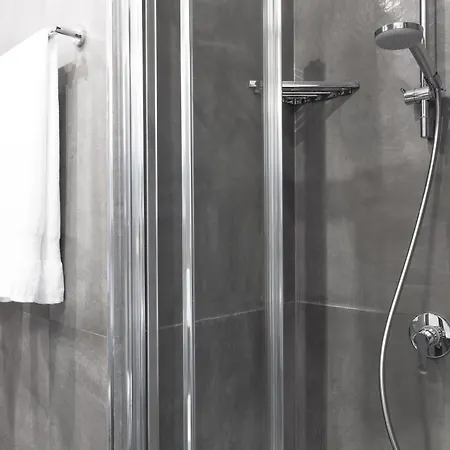 Piazza Carita Guest house 4*