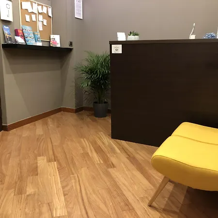 Piazza Carita 4* Naples