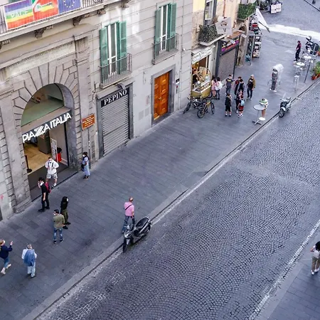 Piazza Carita بيت ضيافة