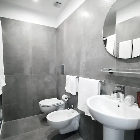 招待所 Piazza Carita