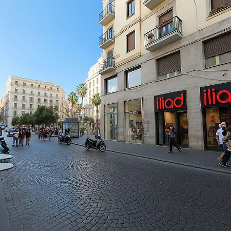 Piazza Carita