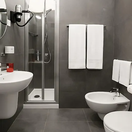 Piazza Carita 4*