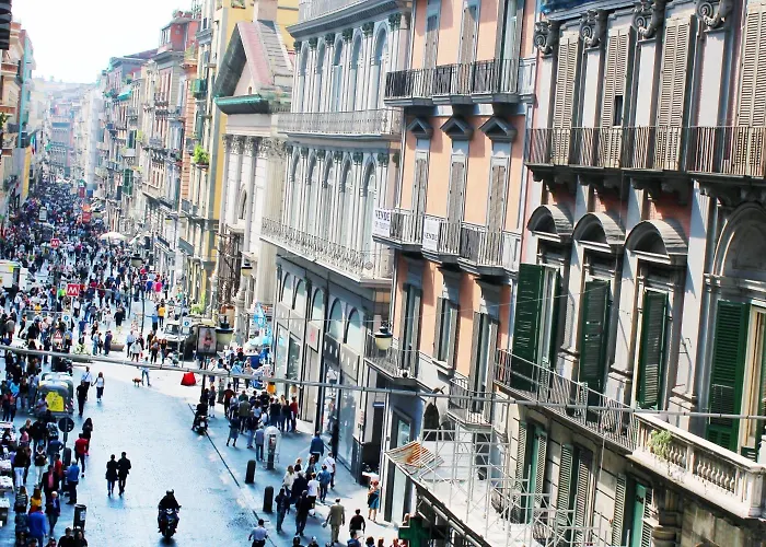 Piazza Carita Gasthuis