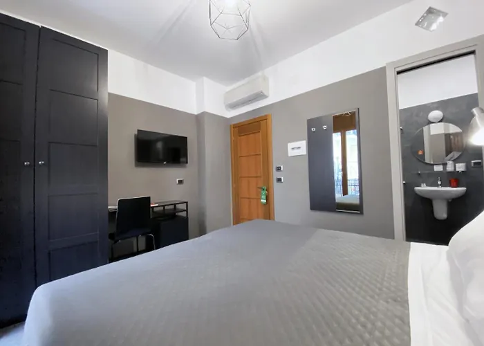 Gasthuis Piazza Carita