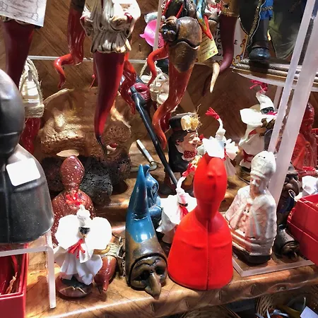 Maison d'hôtes Piazza Carità 4*