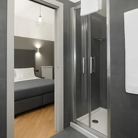 Piazza Carita Pensión 4*
